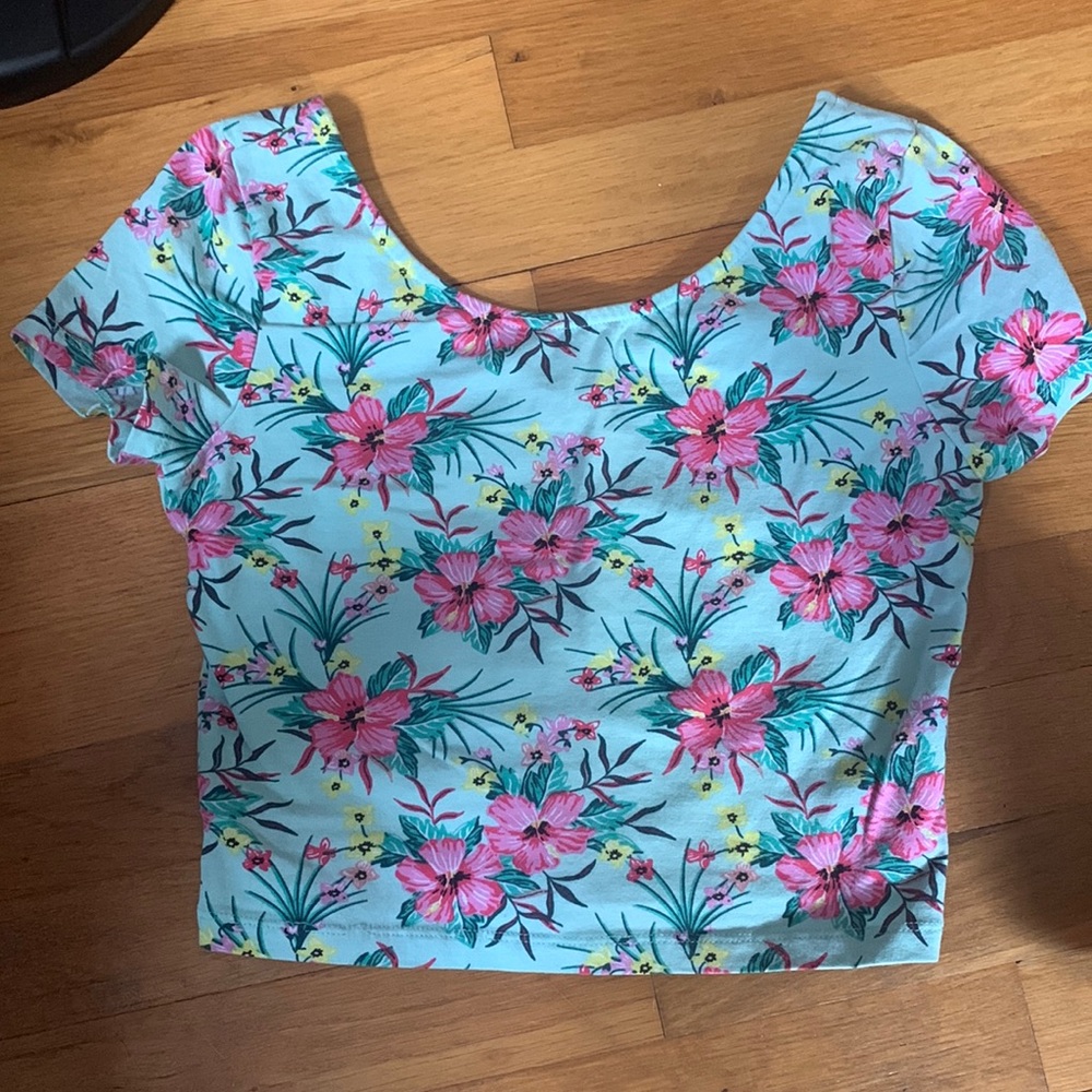 Beachy Print Crop Top